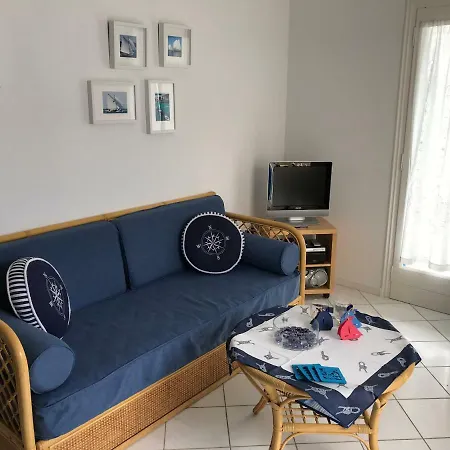One - Blue Apartment *